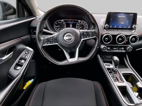 Used 2024 Nissan Sentra SR FWD image 6