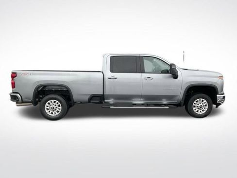 Certified 2025 Chevrolet Silverado 2500 LT w/ Safety Package image 8