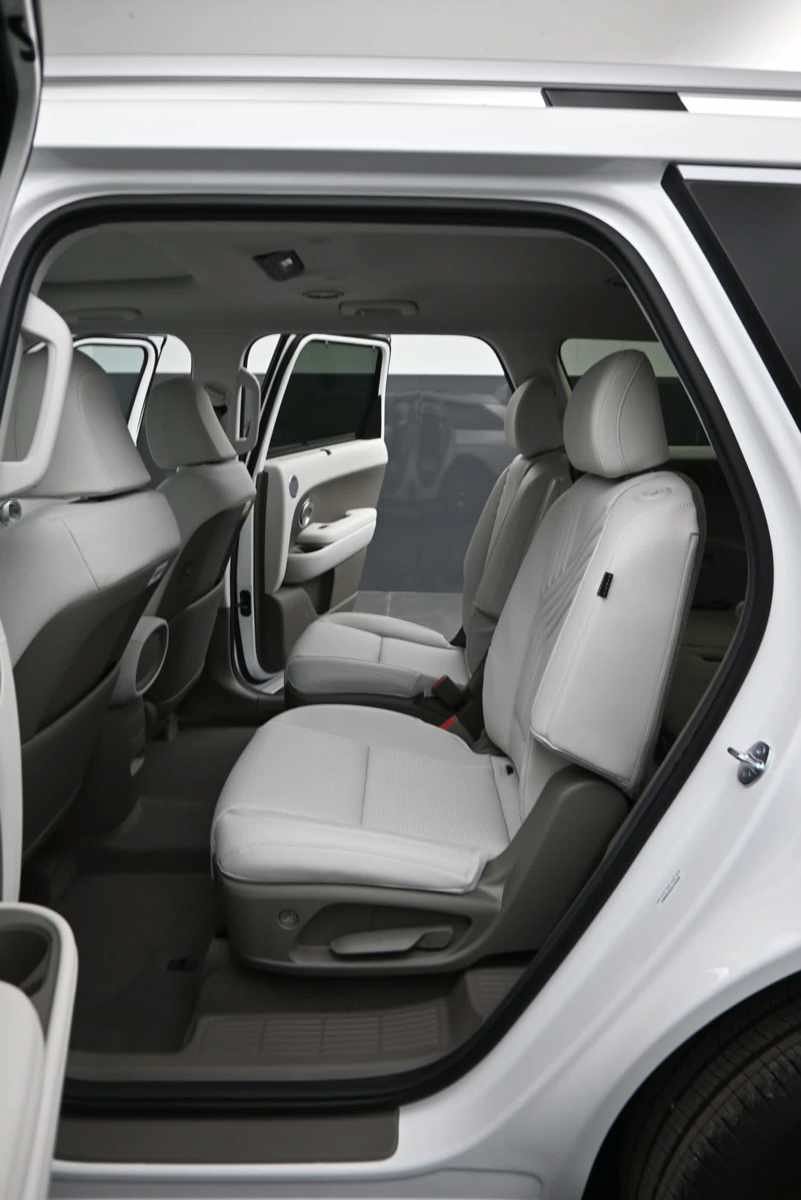 New 2027 Hyundai Palisade SEL AWD/4WD image 16