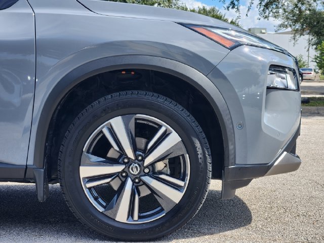 Used 2021 Nissan Rogue Platinum FWD image 9