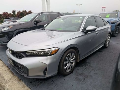 Used 2025 Honda Civic LX image 5