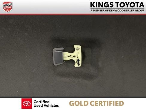 Certified 2023 Toyota Crown XLE image 19