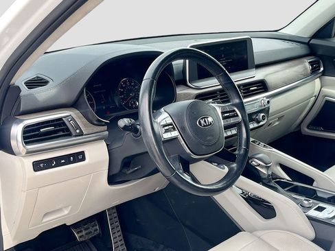 Used 2020 Kia Telluride SX w/ SX Prestige Package AWD/4WD image 9
