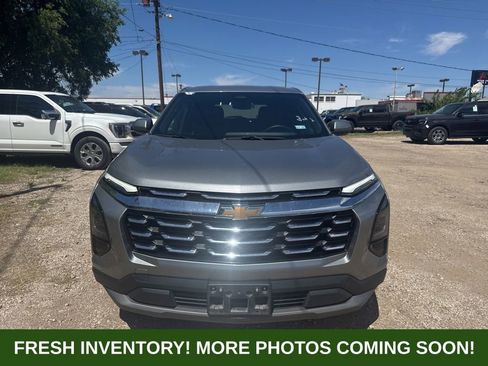 Used 2025 Chevrolet Equinox LT FWD image 7