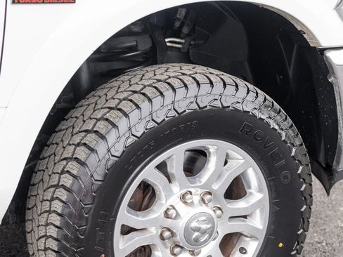 Used 2018 RAM 2500 Laramie AWD/4WD image 12