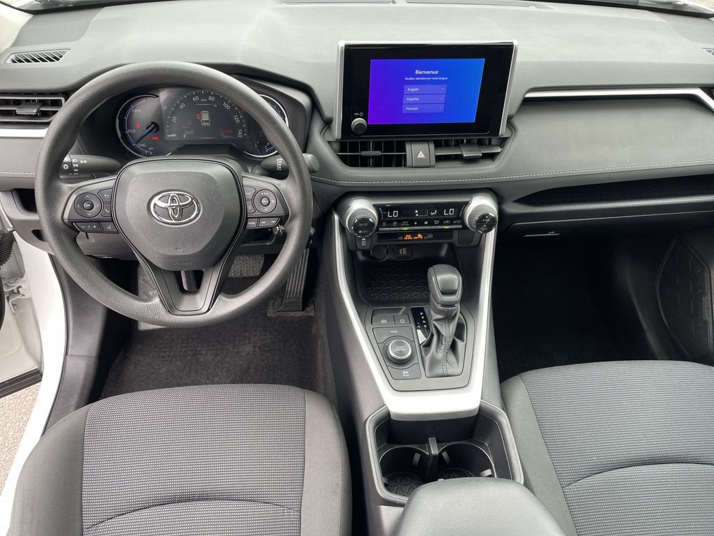 Certified 2024 Toyota RAV4 LE AWD/4WD image 15