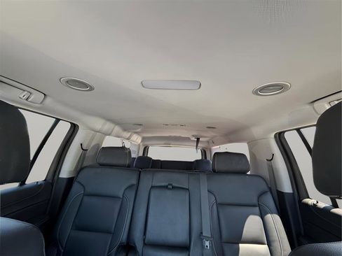 Used 2019 GMC Yukon XL SLE w/ Convenience Package image 61