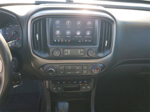 Used 2022 GMC Canyon Denali image 15