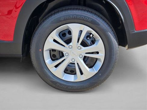 New 2026 Chevrolet Trax LS FWD image 10