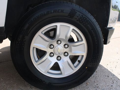 Used 2017 Chevrolet Silverado 1500 LT w/ All Star Edition RWD image 11