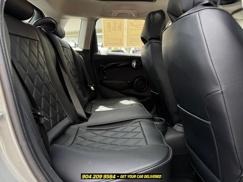 Used 2021 MINI Cooper S FWD image 31
