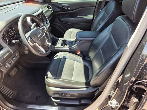 Certified 2022 GMC Acadia SLT w/ Elevation Edition FWD image 10