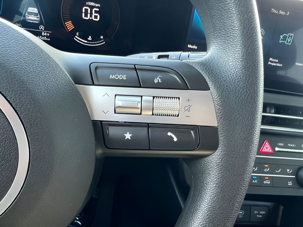 Certified 2026 Hyundai Tucson SE AWD/4WD image 22