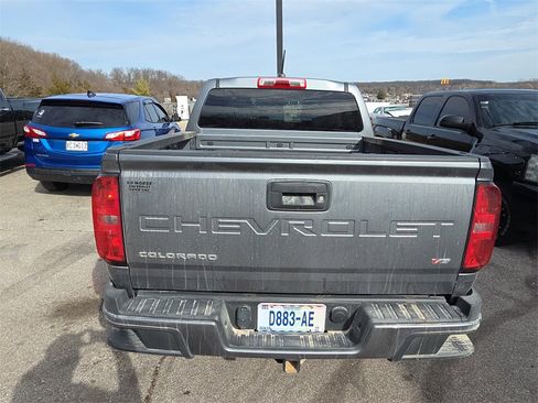 Used 2021 Chevrolet Colorado W/T w/ Custom Special Edition image 5
