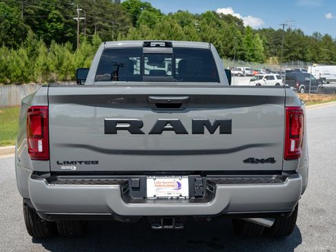 New 2026 RAM 3500 Limited AWD/4WD image 15