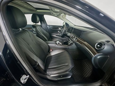 Used 2018 Mercedes-Benz E 300 image 34