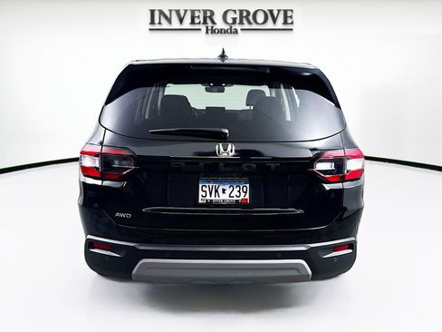Certified 2025 Honda Pilot EX-L image 6