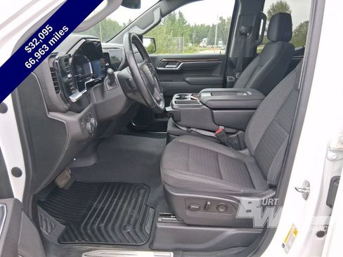 Used 2023 Chevrolet Silverado 1500 RST w/ Protection Package AWD/4WD image 27