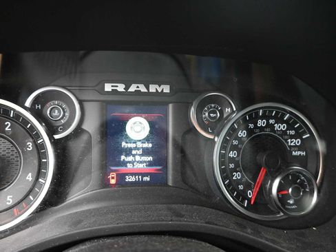 Used 2023 RAM 1500 Big Horn image 14