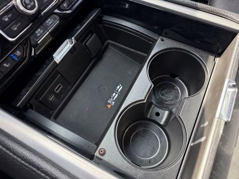 Used 2023 GMC Yukon XL Denali image 18