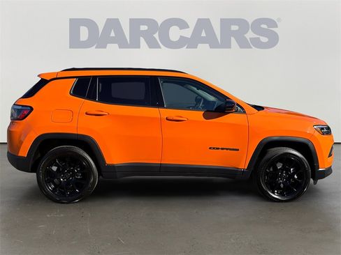 New 2026 Jeep Compass Latitude image 8