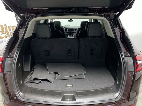 Used 2020 Buick Enclave Avenir w/ Avenir Technology Package image 24