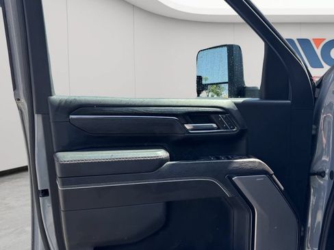 Used 2024 GMC Sierra 2500 AT4X AWD/4WD image 12