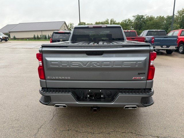 Used 2022 Chevrolet Silverado 1500 RST AWD/4WD image 9