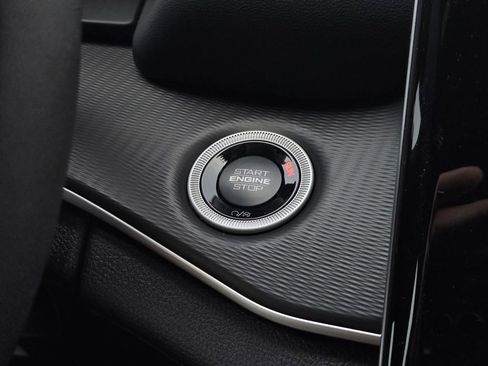 New 2025 Jeep Grand Cherokee L Laredo image 19