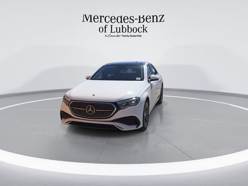 New 2025 Mercedes-Benz E 350 4MATIC Sedan image 3