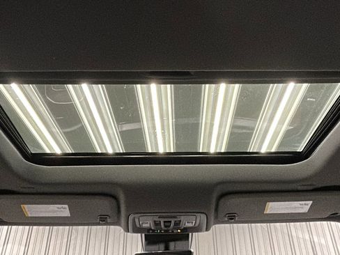 Used 2025 GMC Sierra 3500 Denali image 35