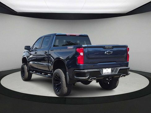 Used 2023 Chevrolet Silverado 1500 LT Trail Boss w/ Protection Package AWD/4WD image 6