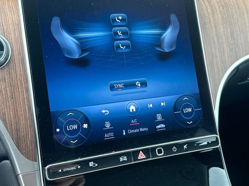 Used 2024 Mercedes-Benz GLC 300 image 10