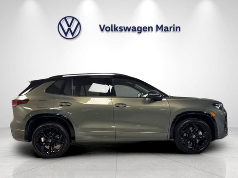 New 2026 Volkswagen Tiguan SE R-Line AWD/4WD image 6