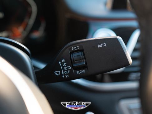 Used 2020 BMW 750i xDrive w/ Executive Package image 28