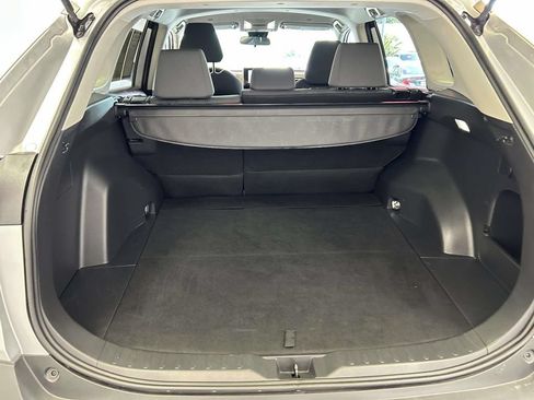 Used 2025 Toyota RAV4 XLE AWD/4WD image 12