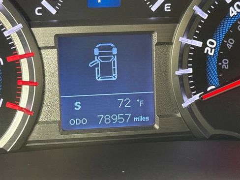 Used 2016 Toyota 4Runner SR5 Premium AWD/4WD image 20