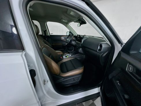 Used 2025 Ford Bronco Sport Outer Banks w/ Outer Banks Tech Package+ image 30