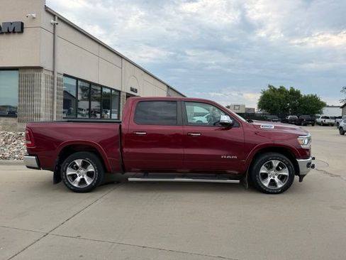 Used 2022 RAM 1500 Laramie AWD/4WD image 5