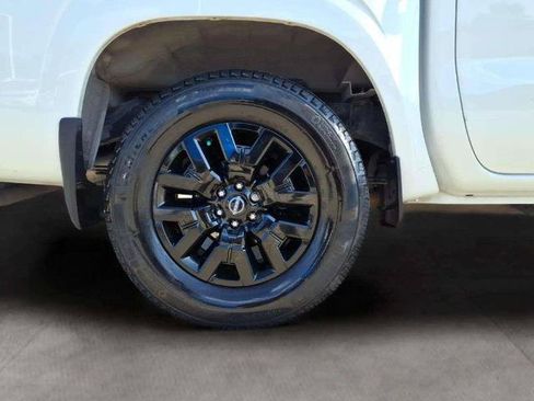 Certified 2024 Nissan Frontier SL RWD image 21