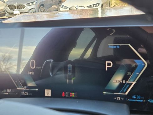 New 2026 BMW X5 xDrive50e w/ Premium Package AWD/4WD image 18