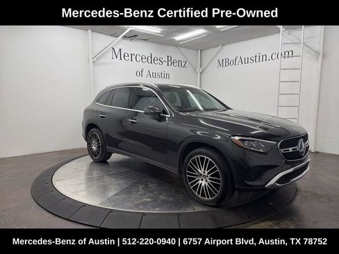 Used 2025 Mercedes-Benz GLC 300 4MATIC image 1