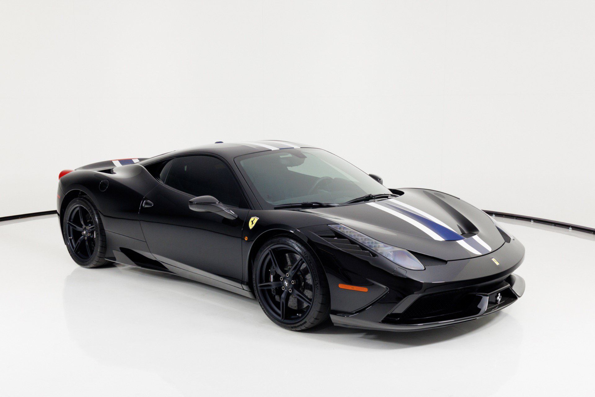 Used 2015 Ferrari 458 Speciale Coupe RWD image 54