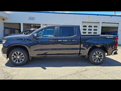 Certified 2023 Chevrolet Silverado 1500 LT AWD/4WD image 5