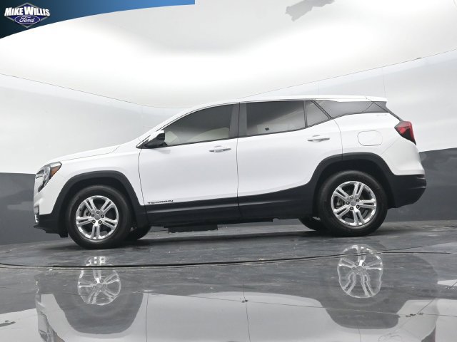 Used 2024 GMC Terrain SLE FWD image 20
