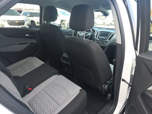 Used 2024 Chevrolet Equinox LS AWD/4WD image 12