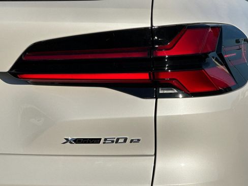 New 2026 BMW X5 xDrive50e AWD/4WD image 12
