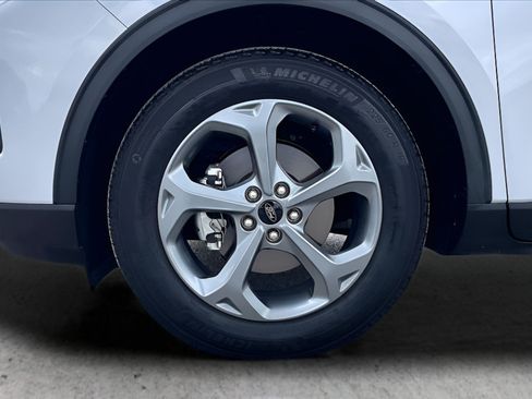 Used 2025 Ford Escape ST-Line FWD image 34