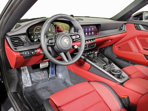 New 2026 Porsche 911 Carrera image 4