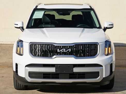 Used 2025 Kia Telluride EX w/ EX Captain's Chair Package AWD/4WD image 46